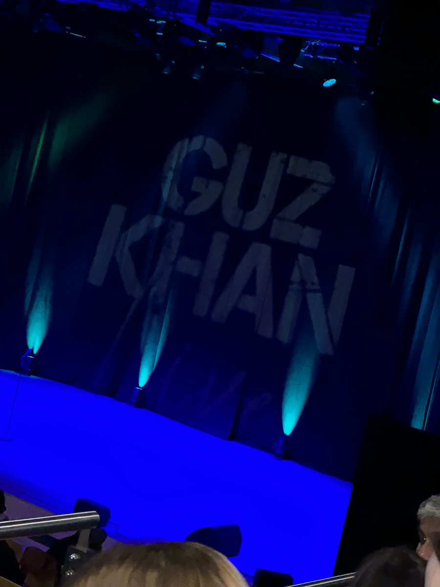 bbyhigglet's tweet photo. Had a fab weekend. Spent date night with the hubby seeing @GuzKhanOfficial  and was introduced to the talented @kanebrowncomedy 🖤 https://t.co/2StZ4L9vN3