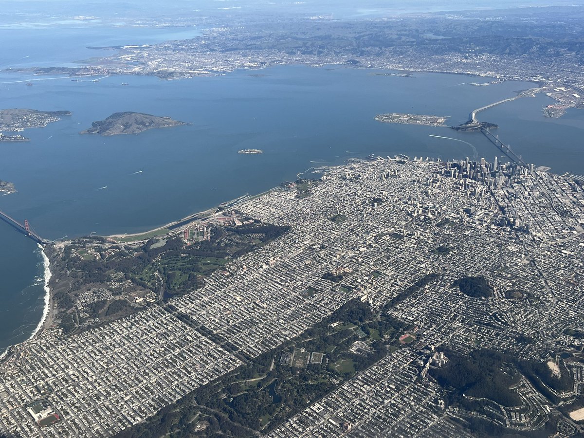 Looking forward to spending time with <a href="/EveryoneSocial/">EveryoneSocial</a> clients over the next few days in one of my most favorite cities! ☀️🛬