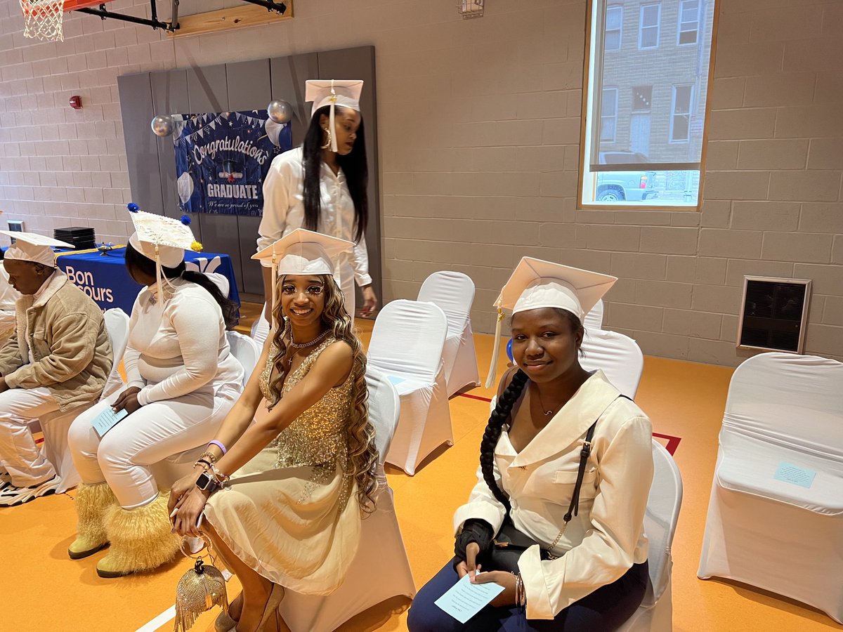 TammathaW's tweet photo. Celebrating our two graduates from the @BonSecours CNA/GNA program! #alwaysmakingithappen https://t.co/iPHXrnhrc0