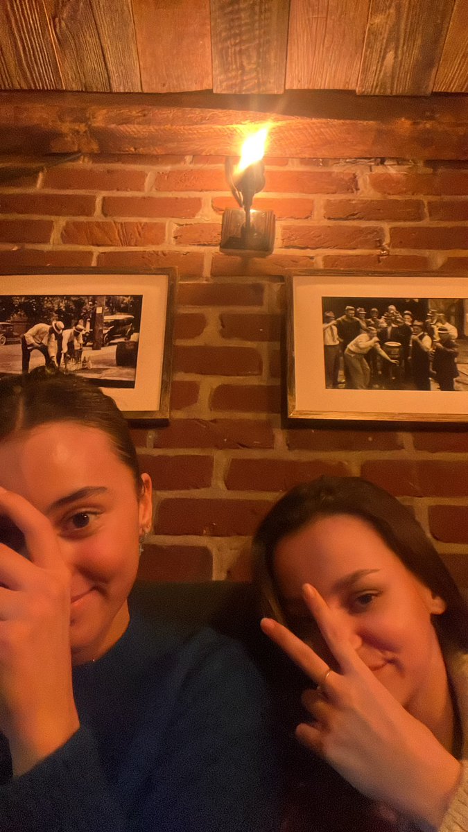 lou_michelet's tweet photo. Petit resto cher les chtis #bonneanniversairegrandpère 😘 #Touquetparisplage https://t.co/e44WV2bD9s