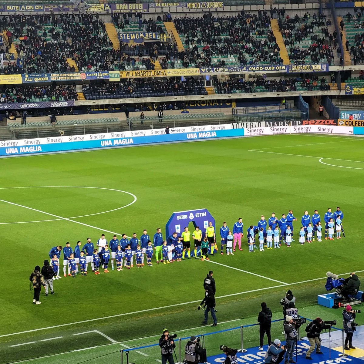 RaphaG1907's tweet photo. Verona, Venetien 🇮🇹 

Serie A
Hellas Verona vs. Lazio Rom 

#HellasVerona #Verona #HVFC #LazioRom #Rom #Roma #CMonEagles #HellasLazio #StadioBentegodi #SerieA #SerieATIM #groundhopping #groundhopper #thechickenbaltichronicles #fußball #football #soccer #calcio #Italien #Italia https://t.co/yJTcezlKNs