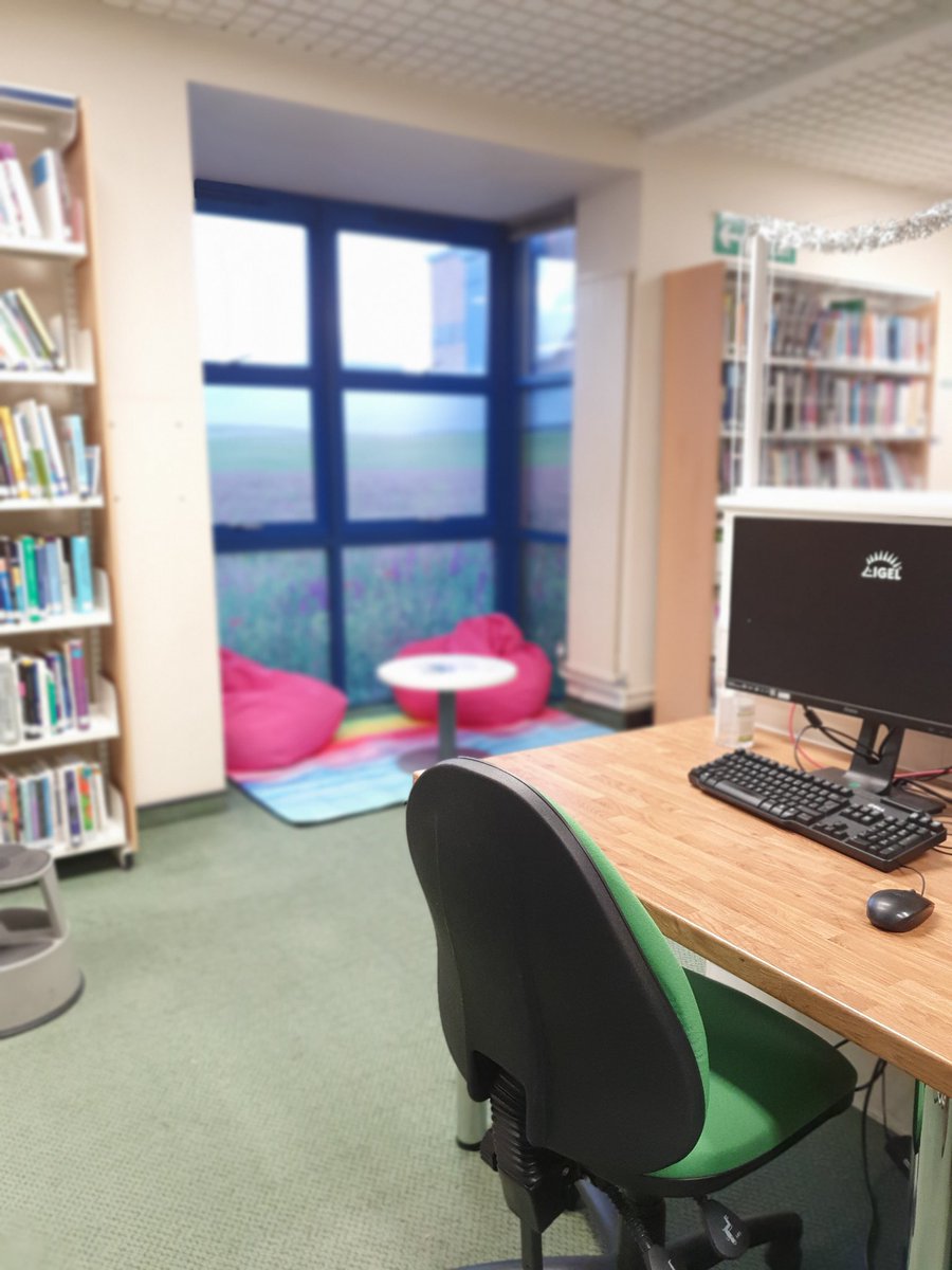emmacarr999's tweet image. Look at the fab #libray space at FPH!

Funding from you playing the charity lottery means we can do this &amp;amp; more

Student nurses &amp;amp; doctors have a place to study, be warm &amp;amp; feel calm.....&amp;amp; anyone else needing that space
Go use it x 
📖 
lottery.frimleyhealthcharity.org
#wellbeing 

Xxx
