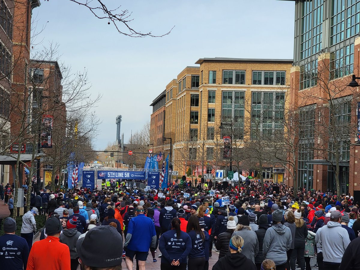 EricMitchell15's tweet photo. Had a great time at the #5thline5k! Thanks @ohiohealth and @BlueJacketsNHL for putting on a fun and well organized event! https://t.co/5qTJNtUyGL