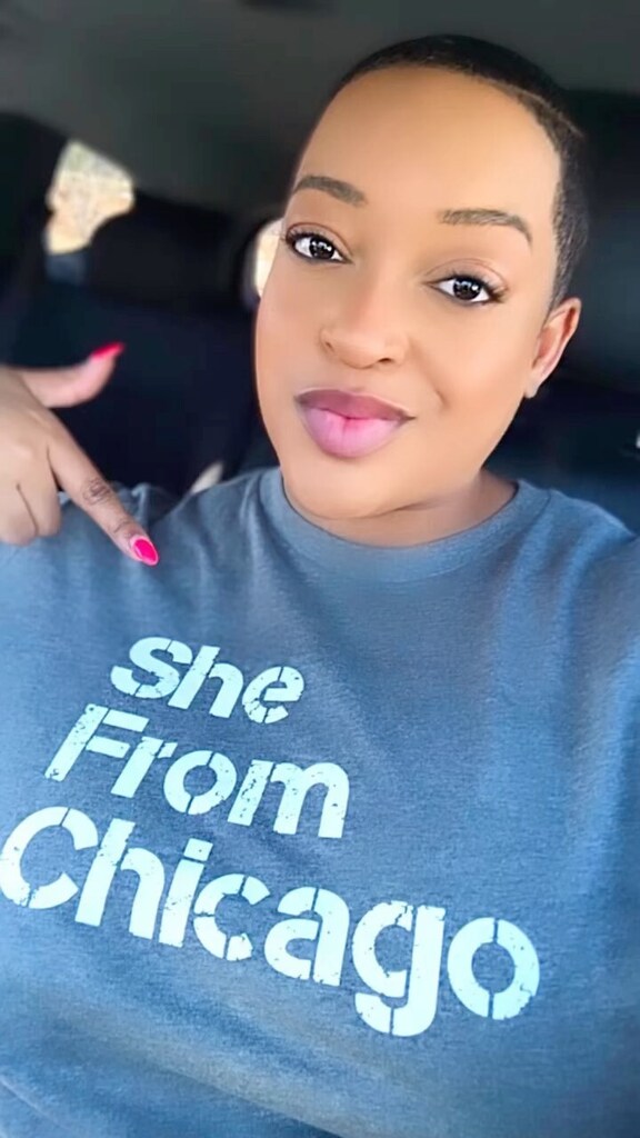 Always &amp; forever…  #Chicago ♥️ 
Shirt: @thechicshirtshop Watch #Instavideo:instagr.am/reel/CoVUN4NLs…