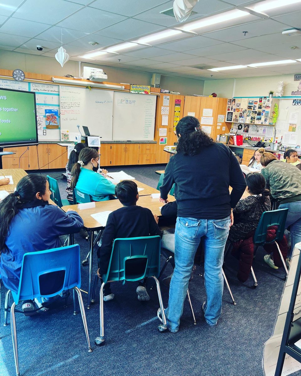 I 💗 seeing Mrs. Escobar &  Mrs. Sanchez’s Jaguars🐆using #sausdavid strategies to learn📝about simple machines🏗️Did you know that axes 🪓knives🔪and push pins📌are wedges, which are simple machines?! #sausdgraduateprofile #sausdpltwlaunch #allmeansall #sausdclas