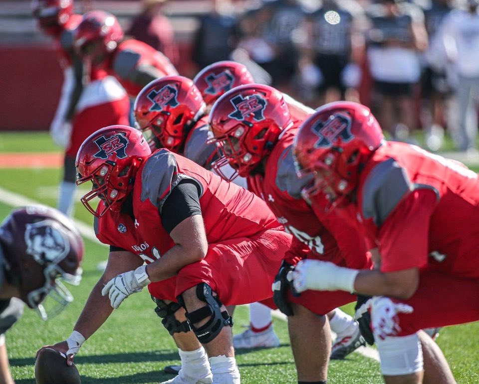 After a great conversation With <a href="/CoachE_Daniels/">Coach Eric Daniels</a> I’m am bless to receive an offer from Sul Ross state university👏🏾☝️