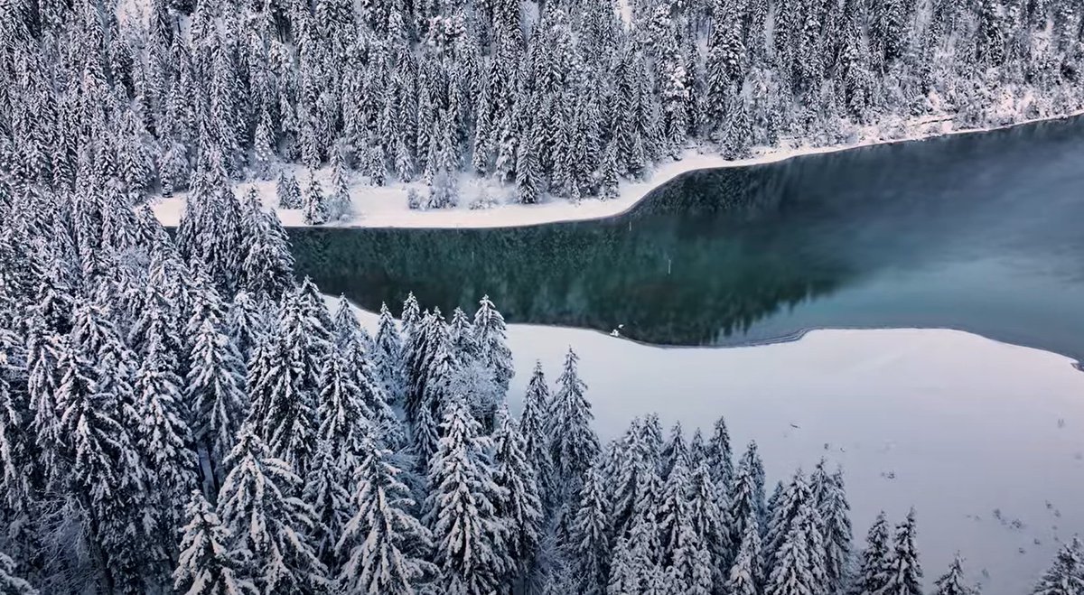 MrKSDyck's tweet photo. Grade 5/6s @PortWellerPS continued #GeneratingIdeas about #Nature in #Winter with help from #GaรซtanPiolot (https://t.co/BiNMsGpBnU). #Writing #Ideas #Description #Adjectives #Nouns #Verbs #Adverbs #Germany #Italy #Slovenia #Austria #Switzerland๐ทGaรซtan Piolot https://t.co/GxKKPWaR2g