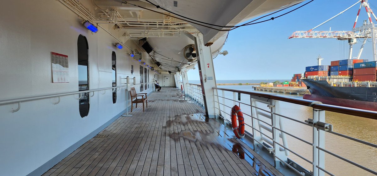 crucerofun's tweet photo. #Costafortuna en el #PuertodeBuenosAires a punto de partir!!! Que emoción!!! #modofun #modocrucero @costacrociere @costacruzeiros @costacrucerosAR @Costa_Press @francescalatana @Off_Valpo @DragonTauro https://t.co/YfPf0Rx4fl