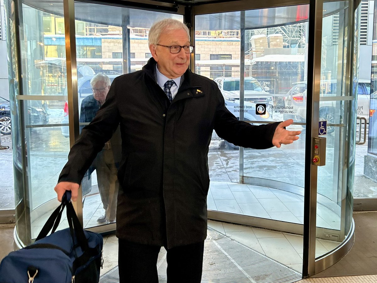 Adam Huras on Twitter "Premier Blaine Higgs has arrived in Ottawa. NB"