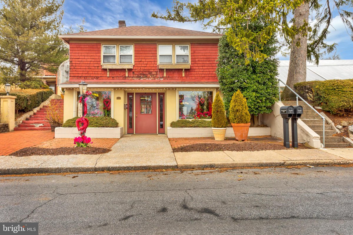 RyanReedRealtor tweet picture