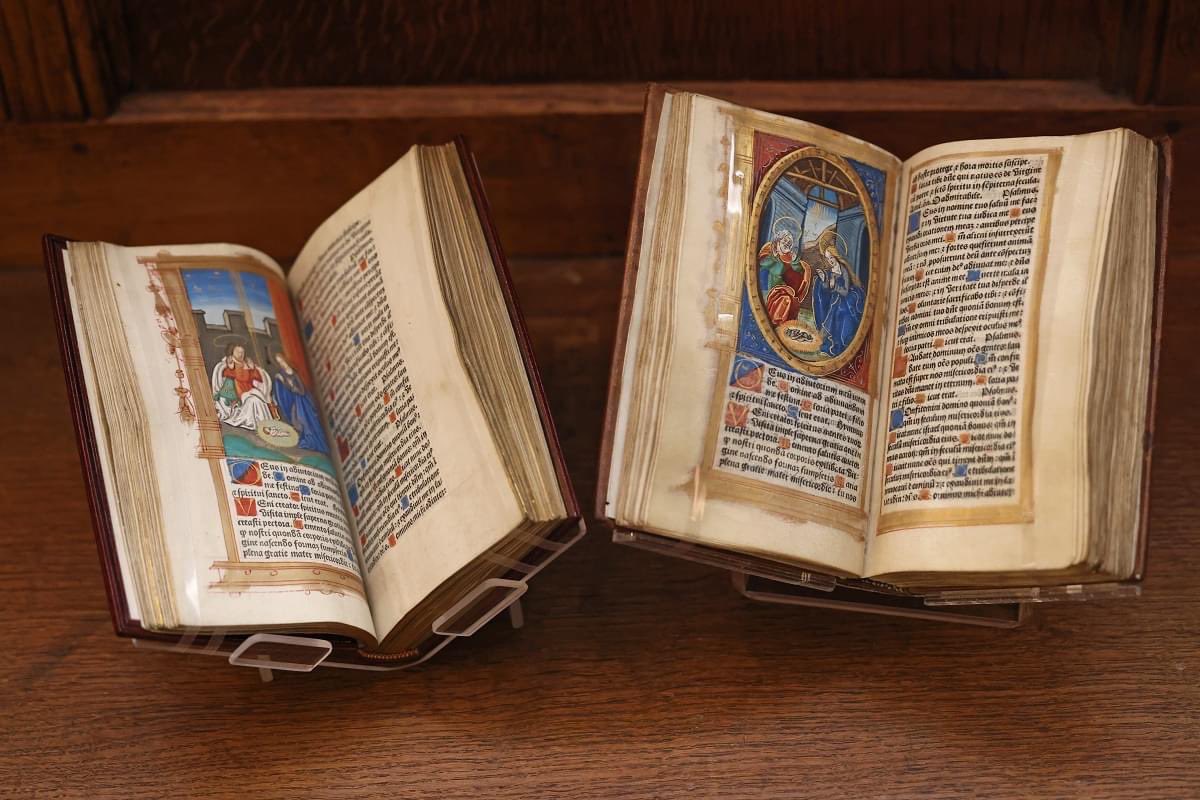 kateemccaffrey's tweet photo. Reuniting the two Books of Hours of Queen Catherine of Aragon (left) and Queen Anne Boleyn (right) for the first time in likely 500 years!! This loan from @MorganLibrary has been years in the making. Come and see them together at our #CatherineandAnne exhibition @hevercastle 💜 https://t.co/HIMoQtPNYT