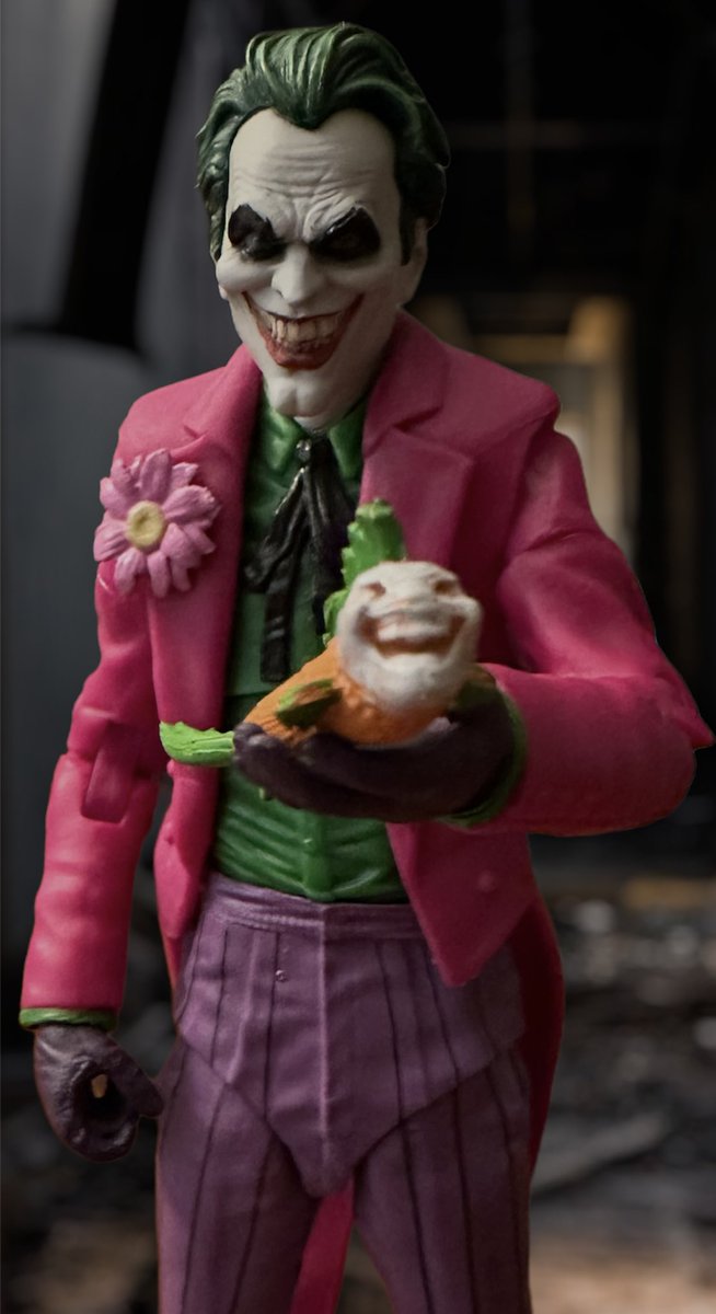 Laughter is the best medicine.

#JOKER #dccomics #DCStudios #DCUniverse #articulatedcomicbookart #toydiscovery #toyphotography #toycollector #toycommunity #toynation #plasticcrack #mcfarlanedcmultiverse #dcjoker #toyuniverse