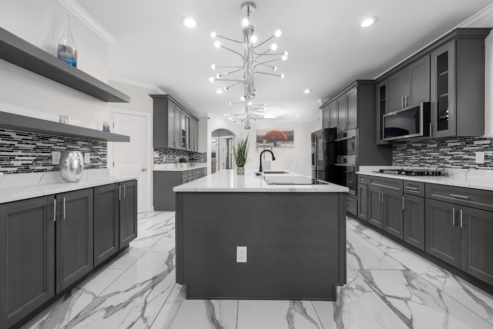 OldeWorldMill's tweet photo. The professionals at Olde World Mill &amp; Cabinets specialize in Custom Woodwork. https://t.co/VN0ZxVpu0A #KitchenCountertops #KitchenWoodCabinets #SanFranciscoMillwork #OaklandHills https://t.co/IjjRm8auGr