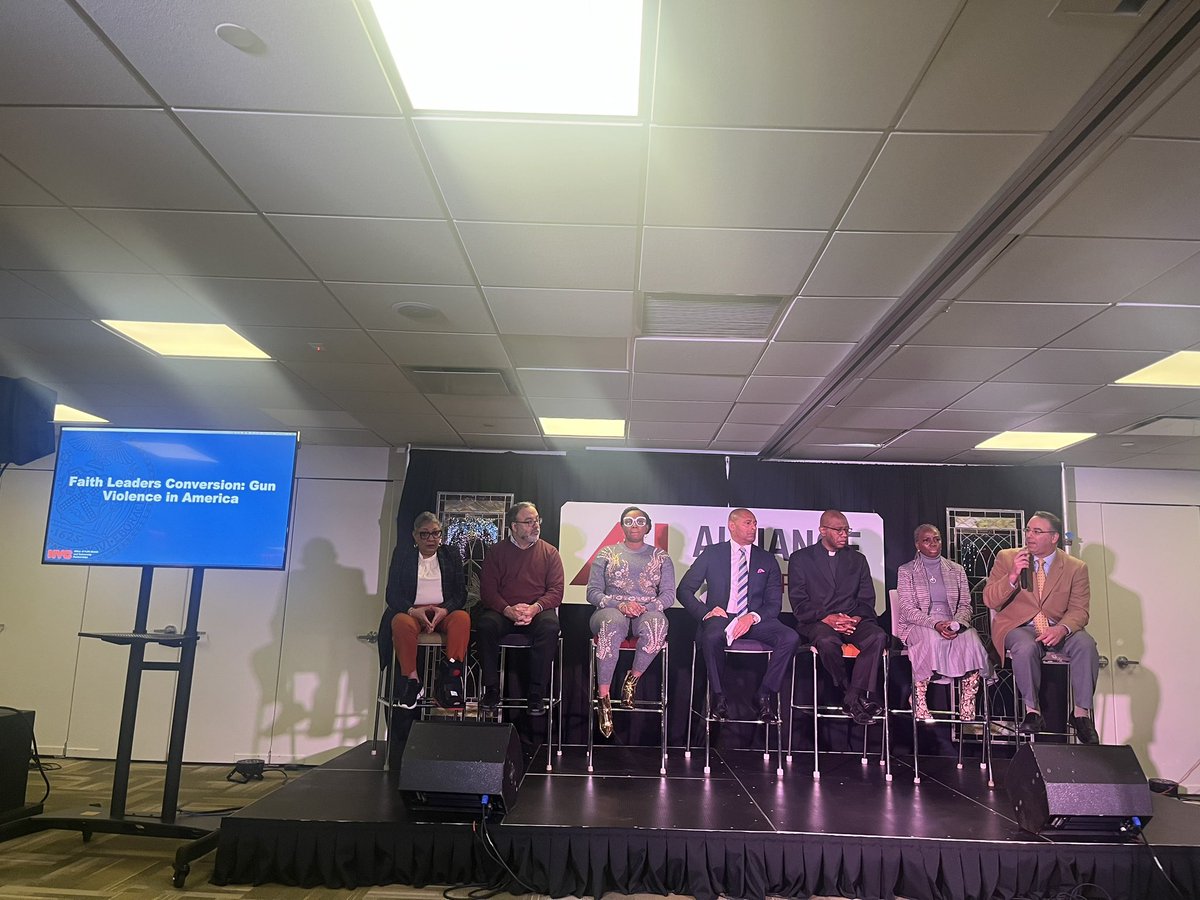 Emma Cornell, MPH 🟧 tweet media