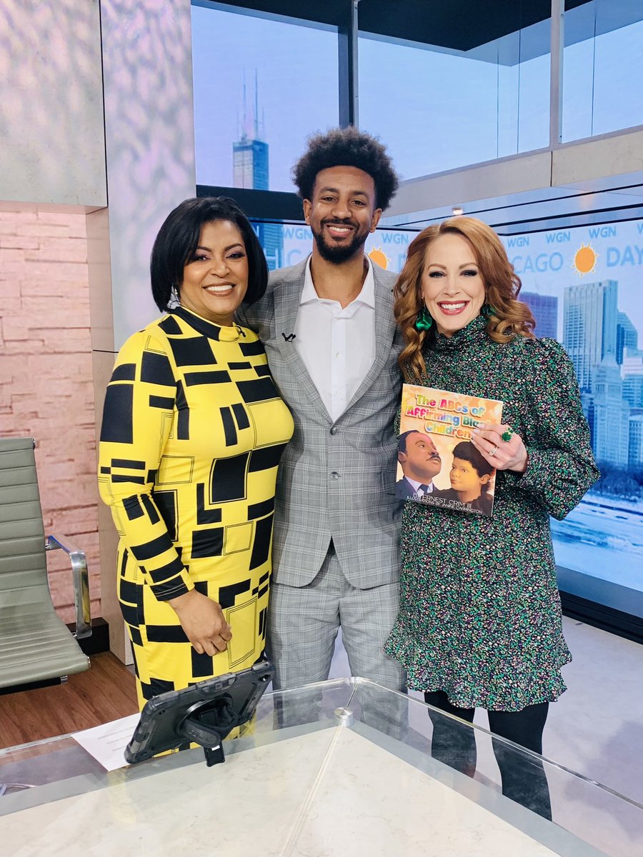 MrCrim3's tweet photo. Had a great time with Tonya and Amy on @DaytimeChicago (@WGNTV).

Thanks bro @IamTylerGill 🙏🏾 https://t.co/RZO8QjO4yD