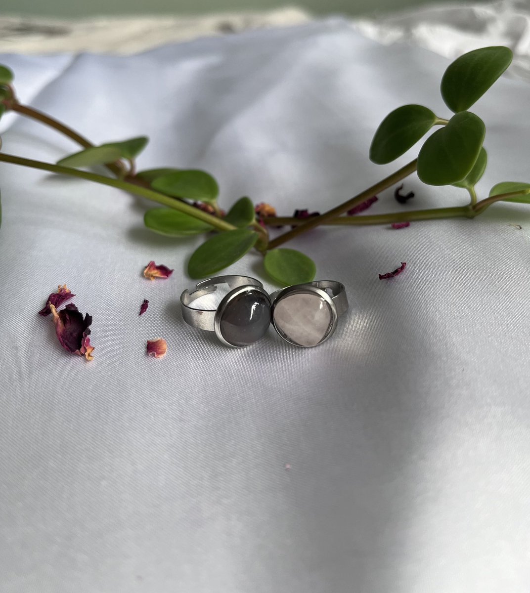 🌼Use code WELCOME10 to get 10% off your entire order!🌼

We ship worldwide and our UK shipping is only £1-£1.50 (depending on the item).

Shop now👇🏻
lemoncowcraft.bigcartel.com/?fbclid=PAAab0…