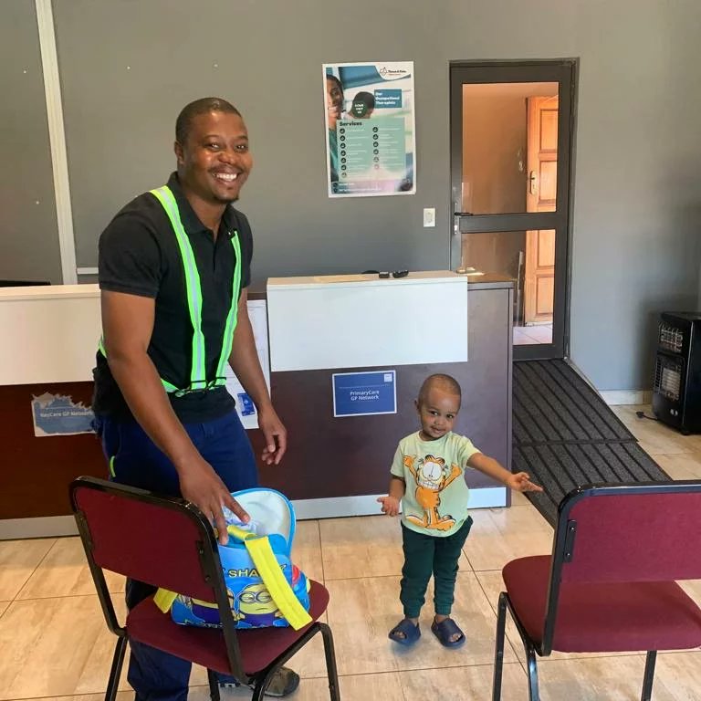 ModoP88's tweet photo. My mom has a Medical practice in Spruitview, Katlehong. We do antenatal care, family planning, mental wellness and general primary healthcare. 🏥👩🏽‍⚕️👩🏾‍⚕️👨🏽‍⚕️👨🏾‍⚕️👨🏿‍⚕️ My plan is to get her from 8k patients a year to 20k

#FlameOn 🔥🔥
#AfricanGirlChronicles 🌍
#SheOO 💅🏾 https://t.co/D6PPs5ajDN
