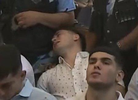 joshlerqueen's tweet photo. thomsen desmayado al escuchar que tiene perpetua. que placer presenciar este momento #JusticiaPorFernando https://t.co/UzyMALVfz5