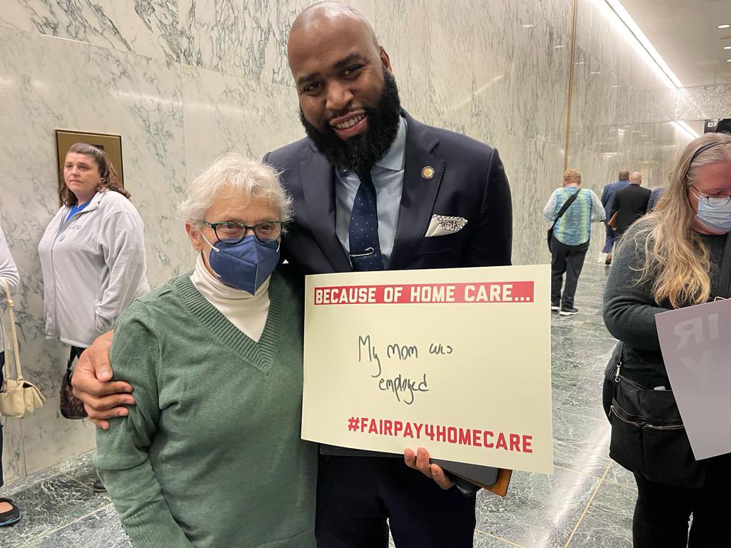 JFREJNYC's tweet photo. We ❤️ our lawmakers for #FairPay4HomeCare! Thank you Senator Hinchey and Assemblymembers Forrest and Cunningham for being with us in this fight. @GovKathyHochul, will you stop the pay cuts and give home care workers a living wage? https://t.co/9V43PFInfT