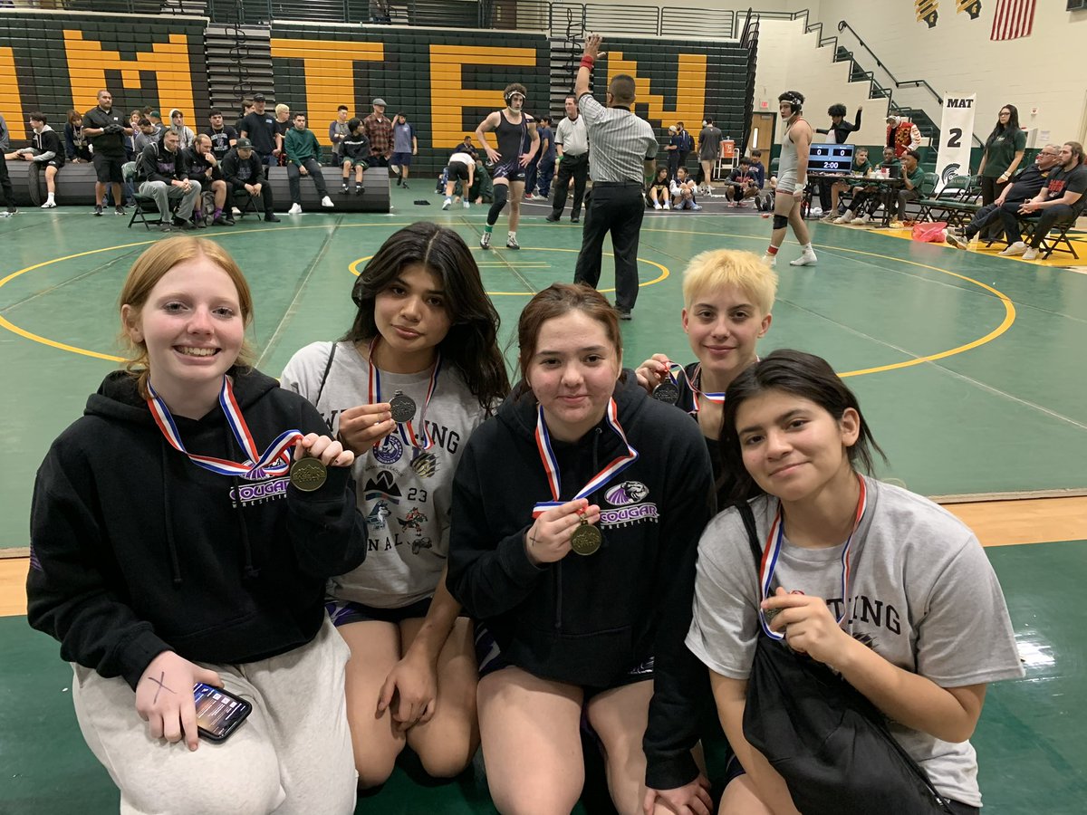 Congrats to our lady cougars on advancing to CIF! League final results:
Seaenna Almendarez 2nd
Angelitte Alvarado 2nd 
Mia Alvarado 2nd 
Tara Constuble 1st 
Emma Estrada 1st 
Janice Shih 3rd