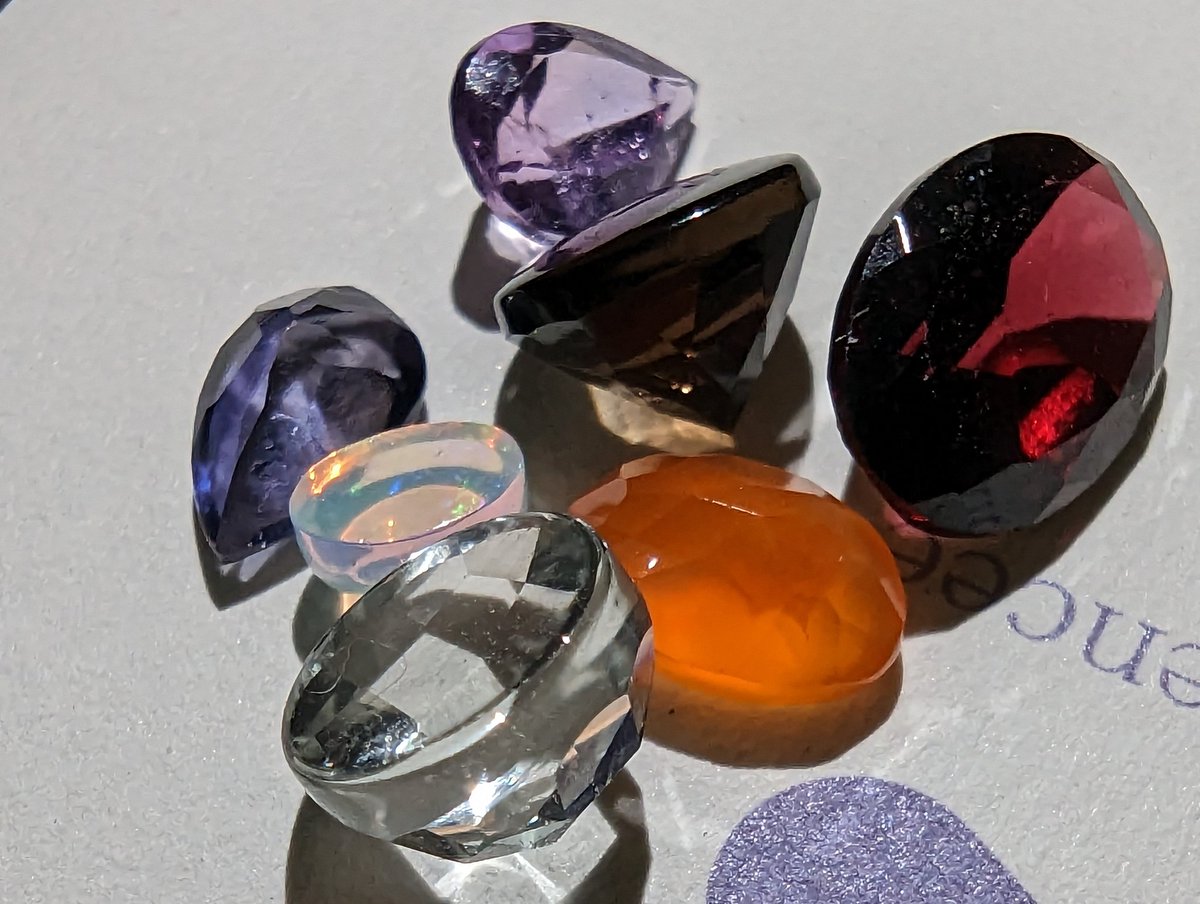 いつか宝石箱いっぱいにするの、楽しみだな…… 