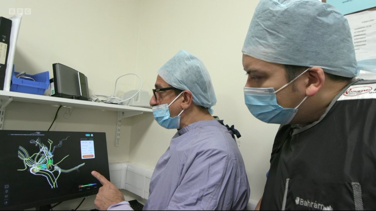 OxfordHeartbeat's tweet photo. 📣 #PreSize on the latest @BBCClick🎥
Watch Prof @tufailpatankar from @LeedsHospitals on how #PreSize 'takes all his pain away' from surgery planning & #OxHB CEO Katerina on the importance of #precision and clinical evidence! 🧠
From 12:04 on:
🔗https://t.co/C5xCYffTOo https://t.co/u7vwxD8DyL