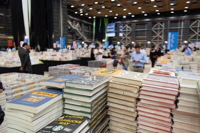 ooliganpress's tweet photo. With an Ooligan team just back from the annual #PubWest conference, we thought today would be a good day to talk about events in the publishing industry. Book festival? Book fair? We've got a breakdown for you! https://t.co/IHOGxmunX6 
#bookfestival #bookfair #insidepublishing https://t.co/P9m0jR3FrE