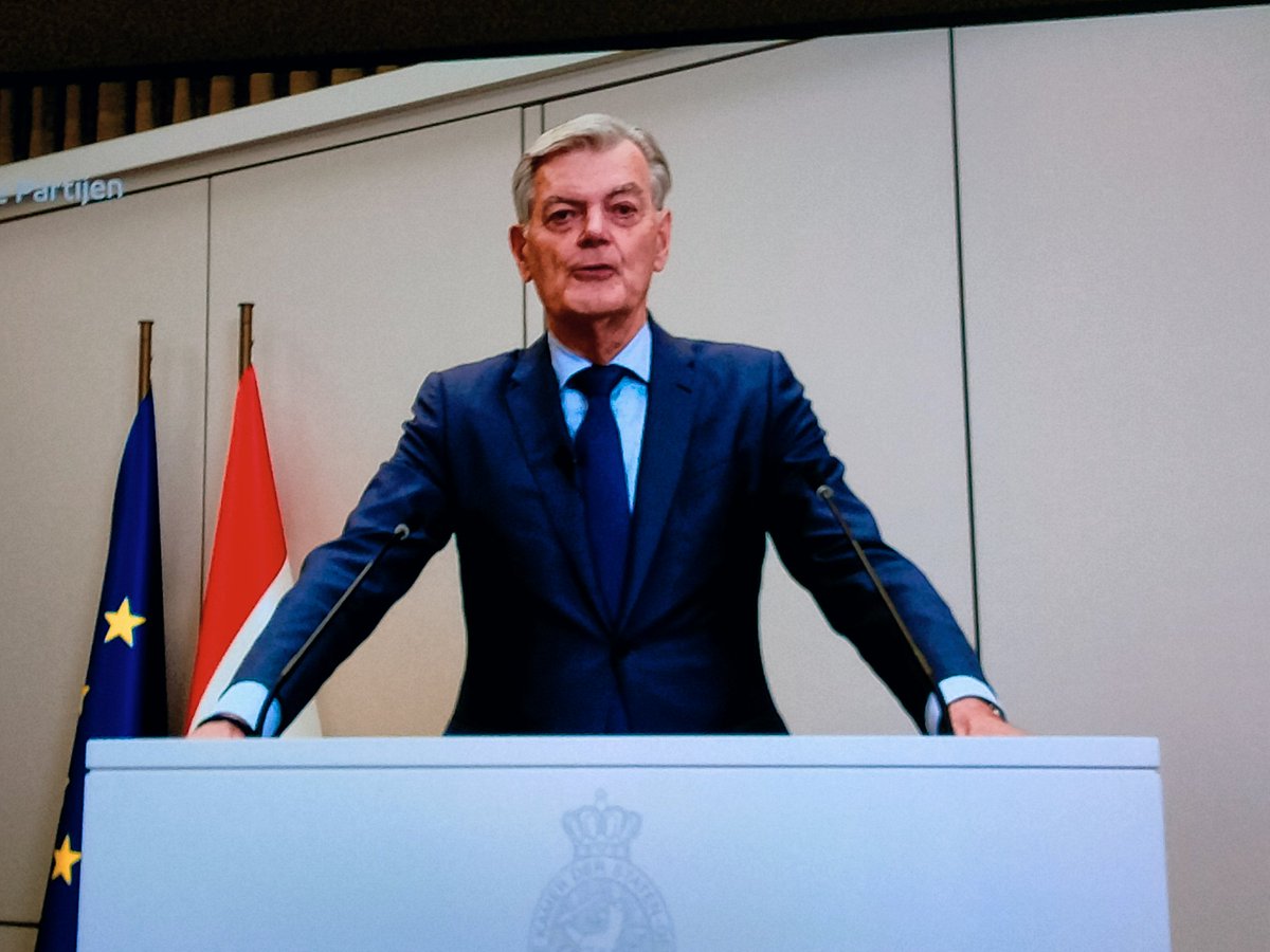 Stop maar gewoon. Met je riedeltje. Alles voor het pluche ! 

#50plus #politiek #graaiers #tweedekamer