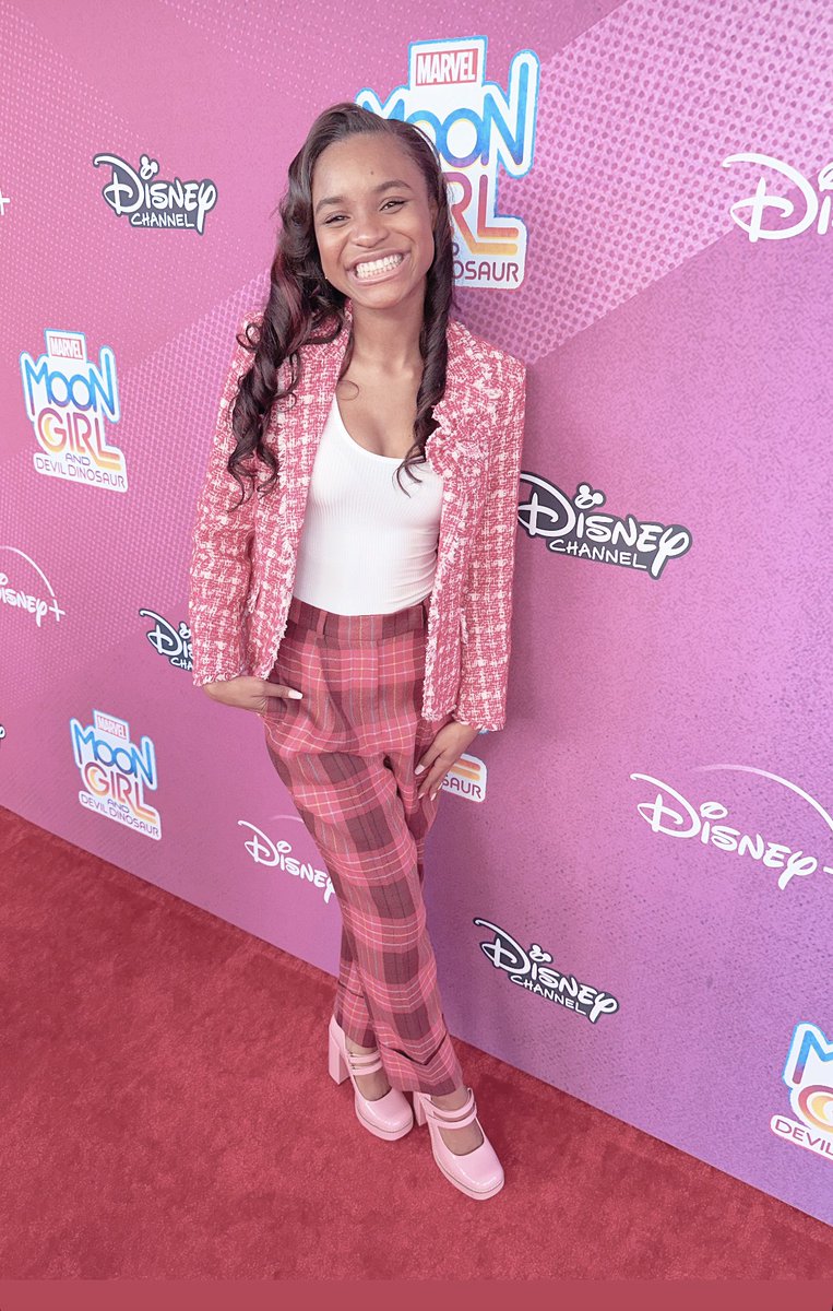Supporting my Tribe <a href="/_michaelcimino_/">Michael Cimino</a> in his #MoonGirlAndDevilDinosaur premiere! LOVE this series. It is strength &amp; sisterhood &amp; will inspire every little girl who sees themselves on the screen. The animation is crazy! 💕🦖 #Marvel