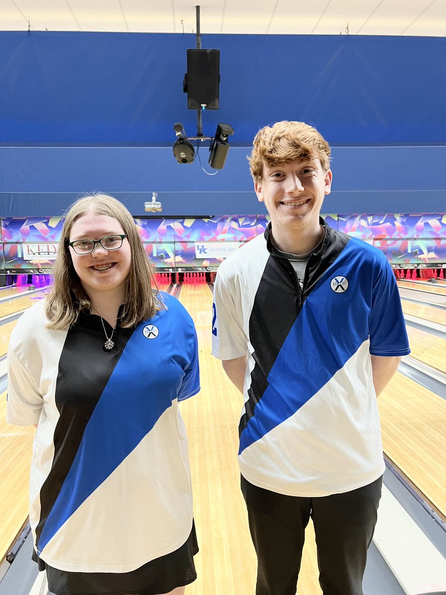 Lexington Catholic Bowling tweet media