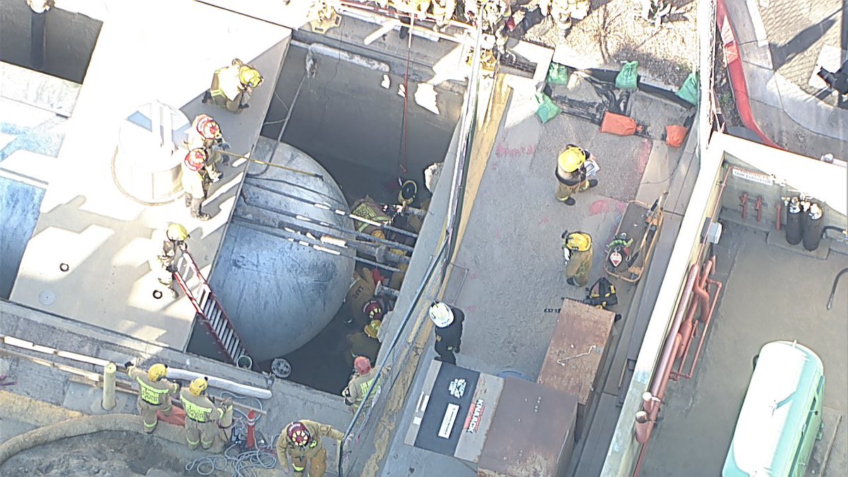 @LAFD 1 patient extracted via litter basket transported to trauma center #lafd #technicalrescue #usar #breakingnews #air7hd