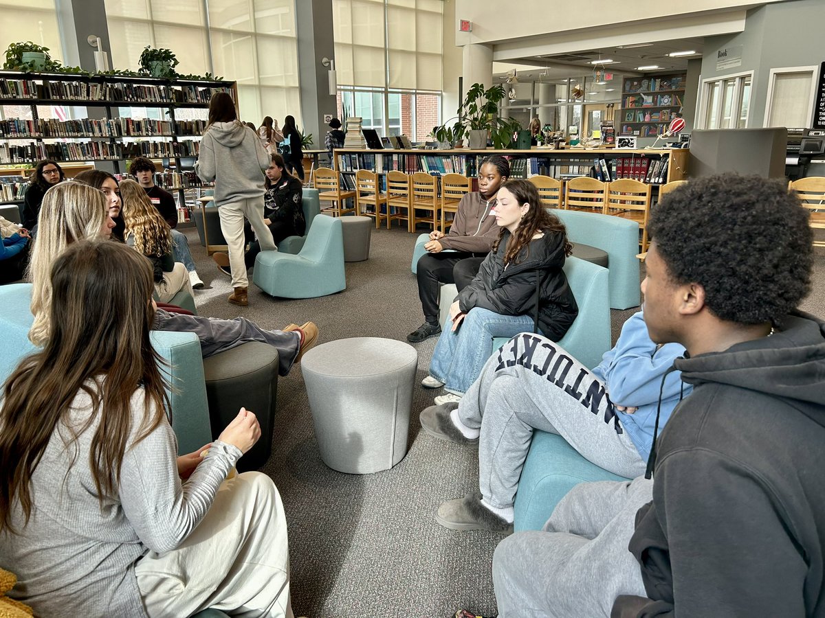 The <a href="/ADL_NewEngland/">ADL New England</a> A World of Difference  training for our Swampscott High students was held in the perfect space- our beautiful library innovation and technology center! @sps01907 @swampkohut