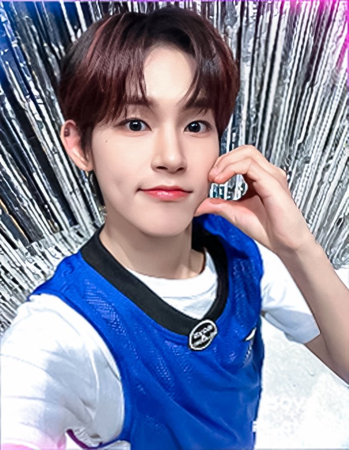 seowonchive's tweet photo. seowon selfie!
#서원 #SEOWON #BOYSPLANET https://t.co/gp4TmyP0TU