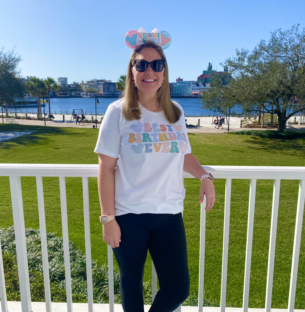 38 going on 8! 🤩 having a magical birthday with the best mom ever! 🫶🏼