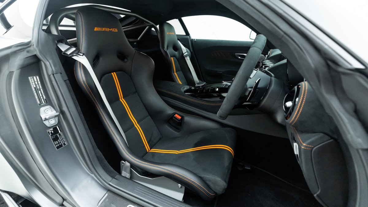 RomansCars's tweet photo. Our Manufaktur Graphite Grey Magno Mercedes AMG GT Black Series is now #UnderOffer

With Burmester High-End Surround Sound System, Special Order Gold Brake Calipers and less than 1,500 miles on the clock, it was only a matter of time before it was snapped up!

#BlackSeries #AMGGT https://t.co/2aXWFJtoke
