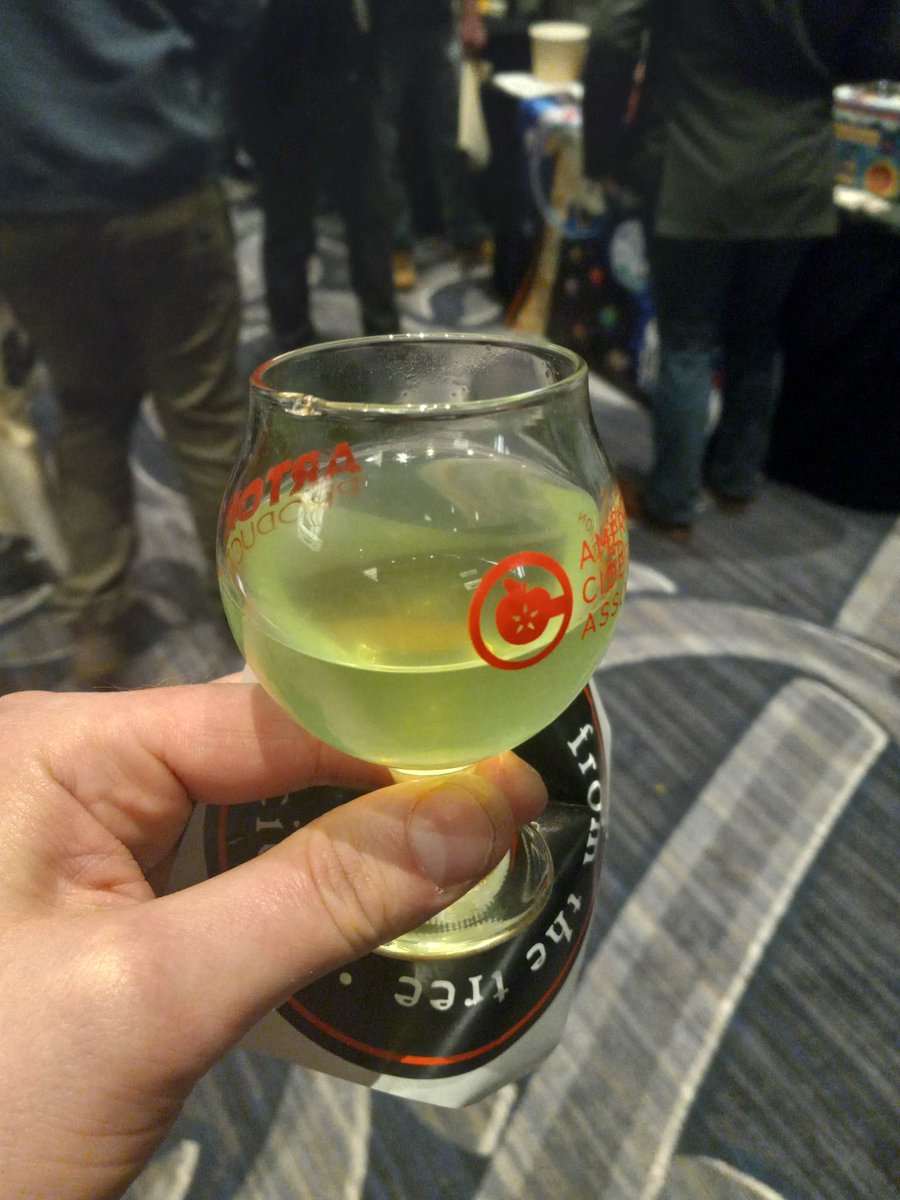 CornerstoneSta3's tweet image. We had a wonderful time @cidercon this year! It was so great to meat everyone, taste so many ciders &amp;amp; learn so much!

If you have any stainless tank needs, please reach out and we&apos;re happy to help!

#cidermaker #cidermaking #hardcider #cidercon2023 #cidery #ciderhouse #cidertank