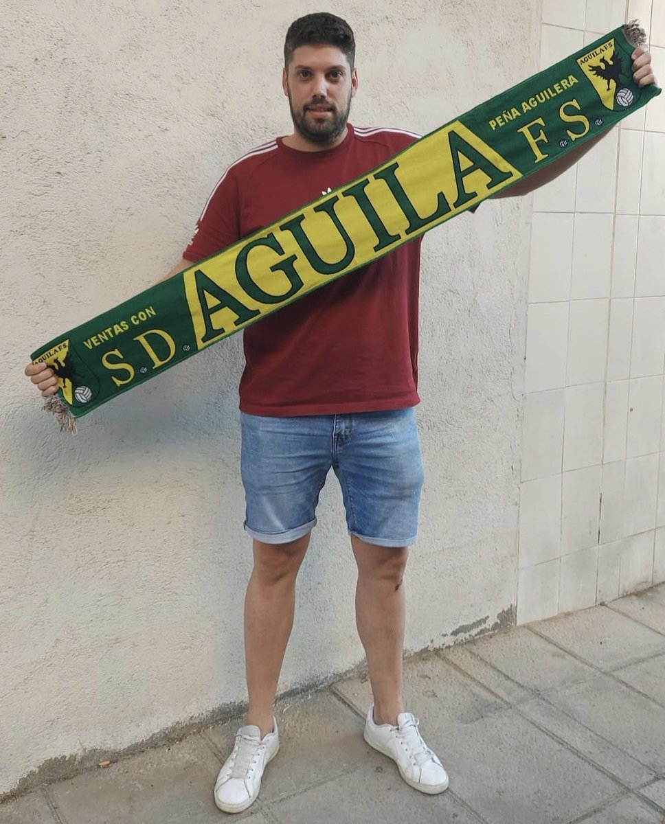 aguilafs's tweet photo. La familia del Aguila F.S se amplía ,ya esta con nosotros Lucas el hijo de nuestro Quique y de Lorena.
Enhorabuena familia, ya hay un aguilutxo mas,
💛💚💛💚💛💚💛💚 https://t.co/pM9fo8hgCI