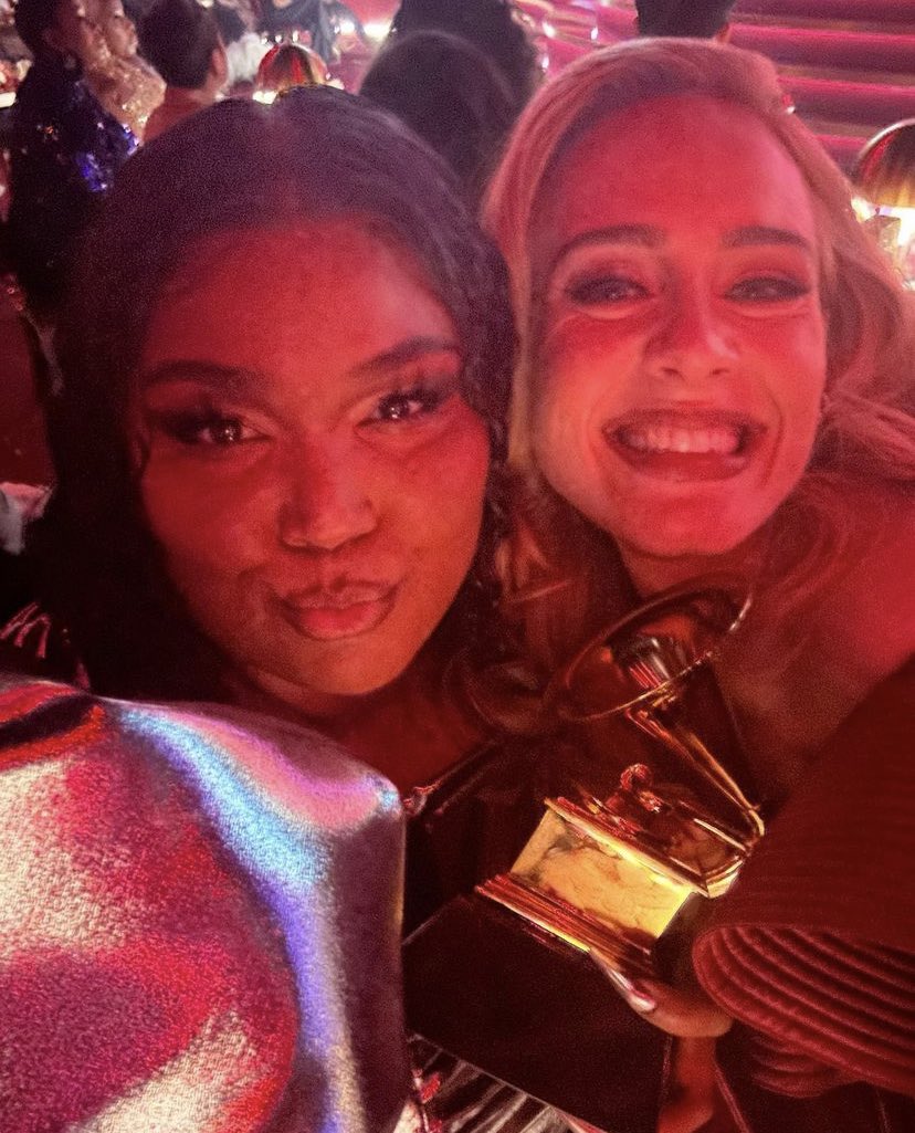 Pop Crave on Twitter "Lizzo and Adele in new selfie from the GRAMMYs."