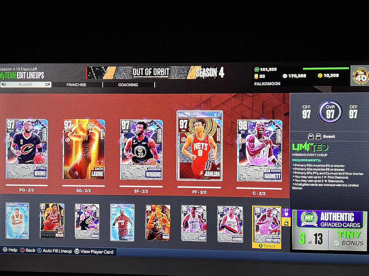 ajdominates21's tweet photo. @NBA2K_MyTEAM already gottem 🌚 https://t.co/NfhvoBT7uC