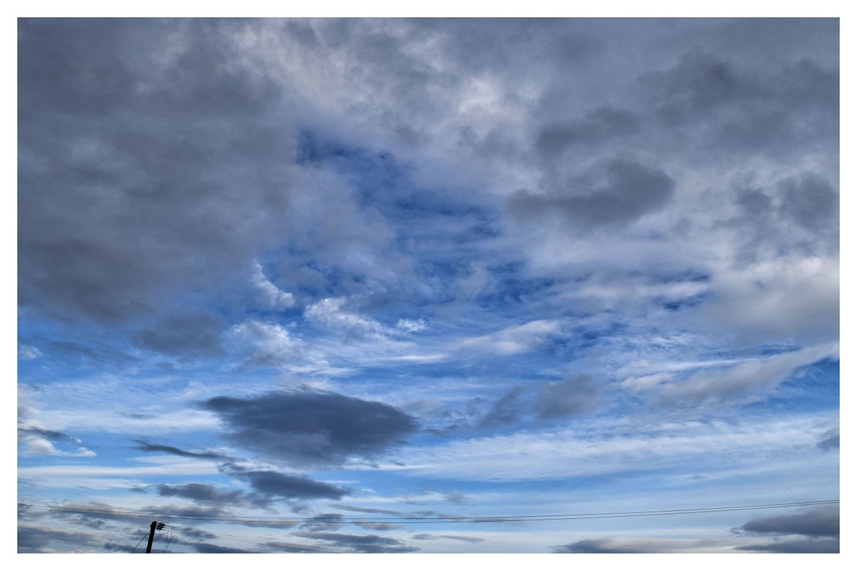 Particleclouds's tweet image. #clouded over overcast with clouds