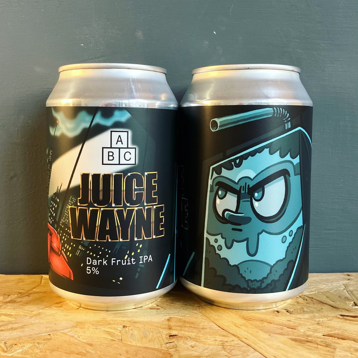 Enter Juice Wayne; a Dark Fruit IPA packed full of Scottish Blackberry, Raspberry &amp; Blackcurrant 🦇

Channelling their inner Dark Knight, ABC have produced a delicious full bodied, easy going, fruity IPA with rich dark berry balanced with vanilla. Tart, jammy &amp; oh so more-ish 😋