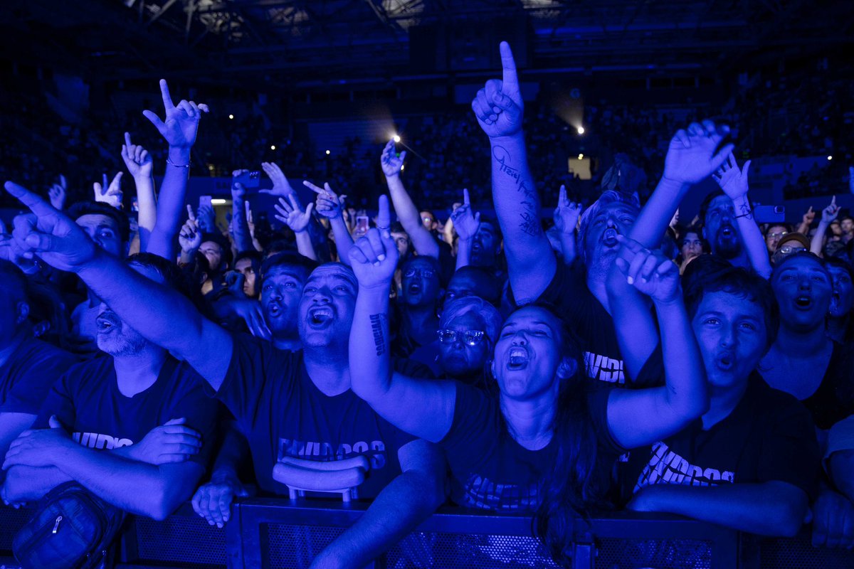 ¡Fotos del primer show del año! Sigue la gira: este jueves estamos en la Fiesta Nacional de la Artesanía en Colón (Entre Ríos). 

Fotos: Nacho Arnedo