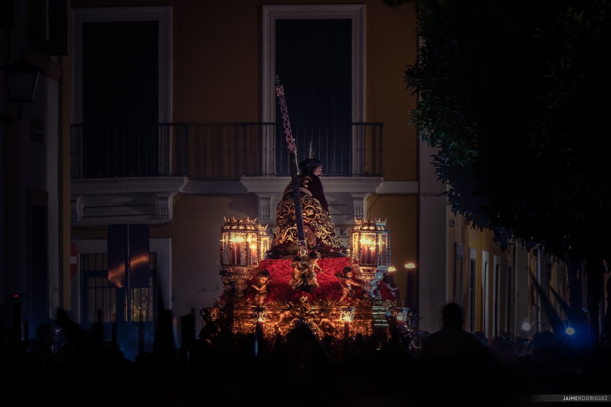 En el silencio de la noche....
📸 <a href="/jaimerfz/">Jaime Rodríguez</a> 
#PenasyDolores