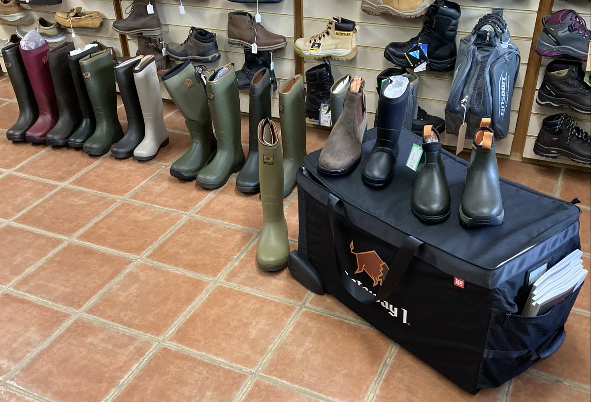 Koolboxbmc's tweet photo. Thank you to Nic and the guys at FW Golesworthy for their great order this morning in picturesque Hay-On-Wye #outdoorfootwear #gateway1 https://t.co/TIXGBsx9wc