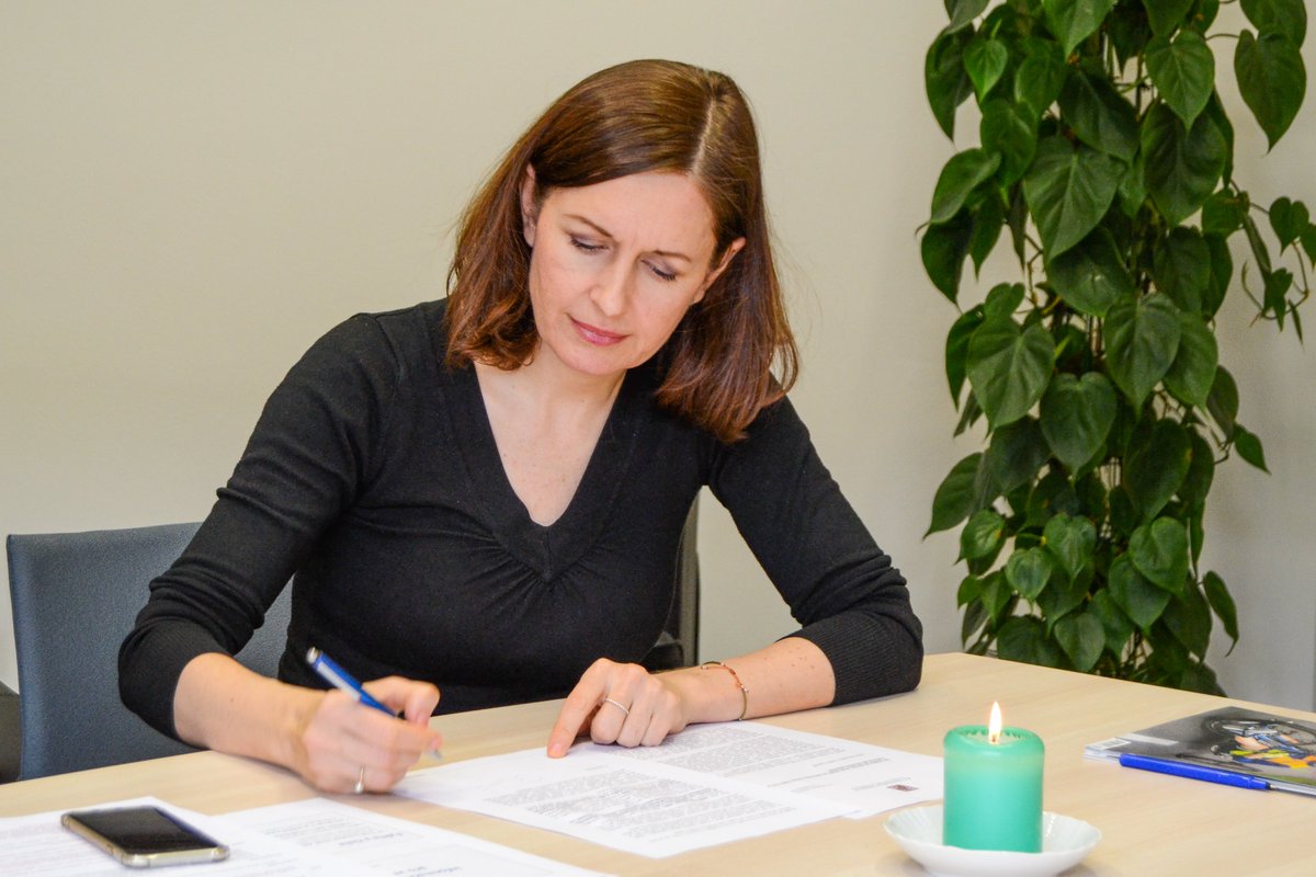 laurencikova_k's tweet image. Porodní asistentky mají v péči o těhotné nezastupitelné místo. Plně podporuji programový závazek vlády k podpoře žen v jejich volbě poskytovatele péče v těhotenství zpřístupněním jejich služeb.