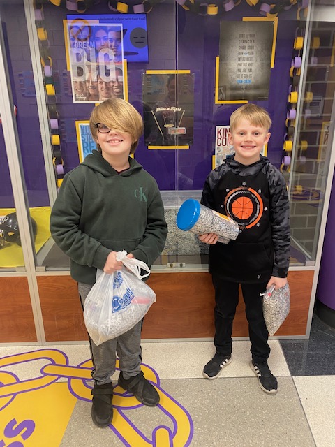 hprl_pbsd's tweet photo. 📣Holiday Park Intermediate is 💛❤️PULLING TOGETHER for our Community and collecting pop tabs for Ronald McDonald House @RMHCPghMgtn!❤️💛 #plumproud 
@HPEPBSD
@PlumTeachers
@JenaNese 
@plumboroughsd
@PBSD_HPOSSW https://t.co/xUyu4DA9HX