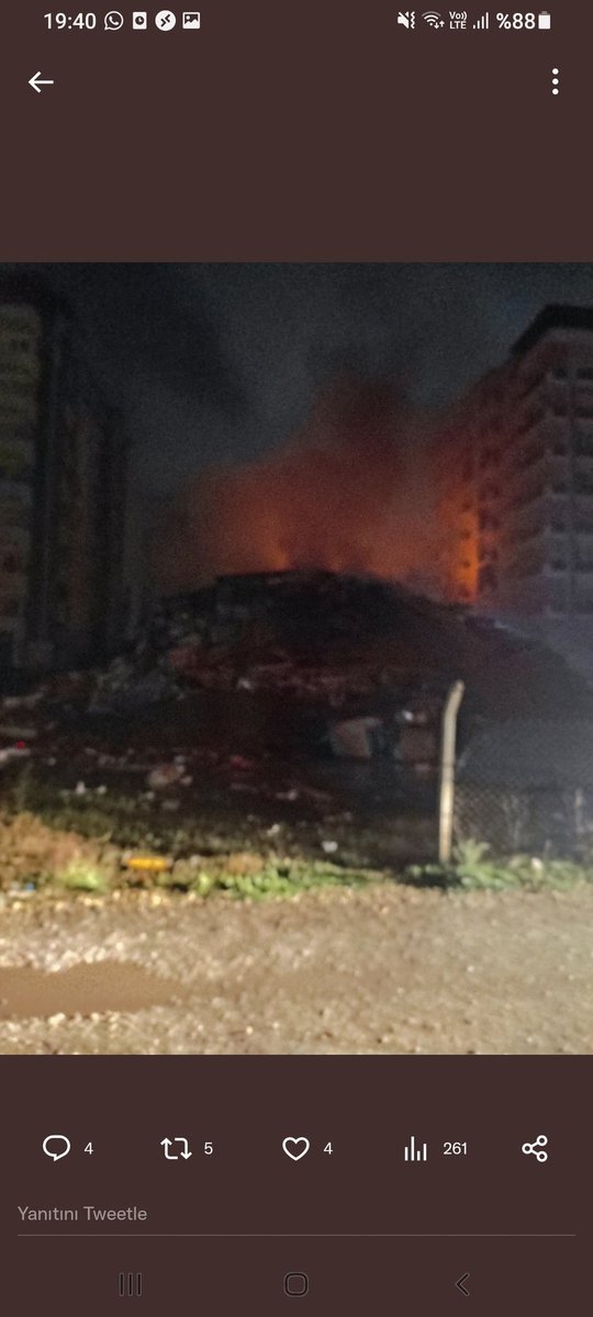 masalperim18's tweet photo. Güzelburç Mahallesi Zümrüt Caddesi NO:7 Daire: 9 Kat: 2 Hatay / Antakya Cemalettin ÖĞ - Elif Nur ÖĞ ve çocukları ÖMÜR ATA ÖĞ enkaz altında oldukları söyleniyor haber alamıyoruz Lütfen yardim edin https://t.co/JtMozgeoMA