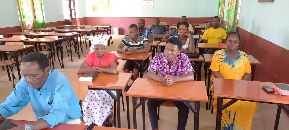 WycliffeSA's tweet photo. Please pray for the CD Cluster workshop that started today.

#Wycliffe #WycliffeSA #Bibletranslation #FitToFlorish #Guidance #CDClusterworkshop https://t.co/QG8jPnqSaB
