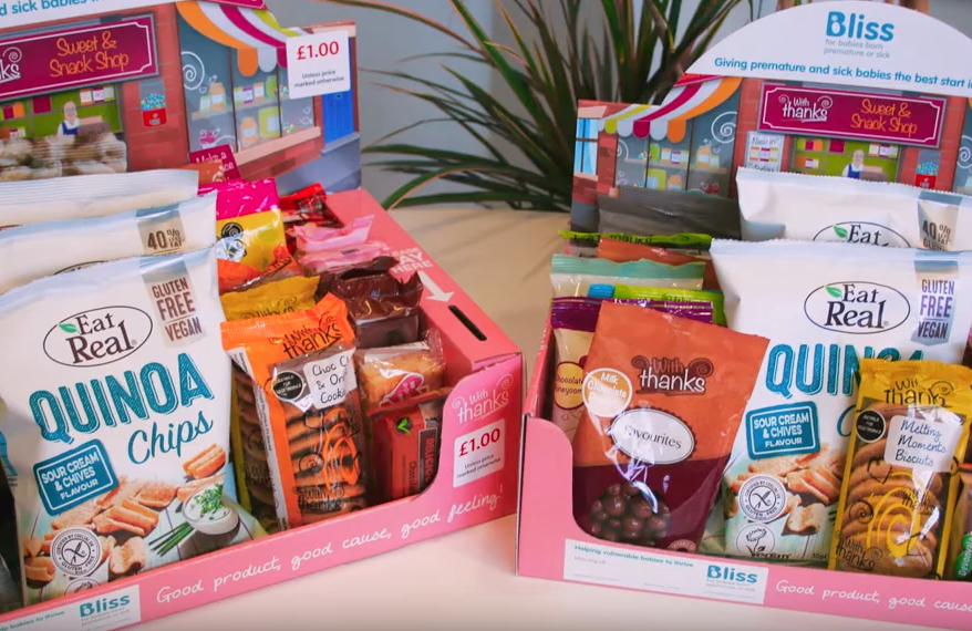 THE SNACK BOXES 📦

There are lots of healthy sweet and savoury snacks which we know are very popular at the moment in offices, gyms and other organisations. We can also offer a range of well-known brands that your customers will love to give your range even more appeal.
