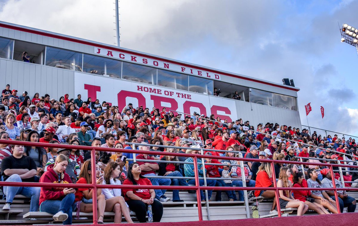 jalen_b1's tweet photo. After a great conversation with @Coach_Clegg Im blessed to receive an offer from Sul Ross State University🙏🏾 https://t.co/oypt80P2jr